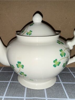 Nantucket Home Porcelain Teapot with Green Shamrock Design - White